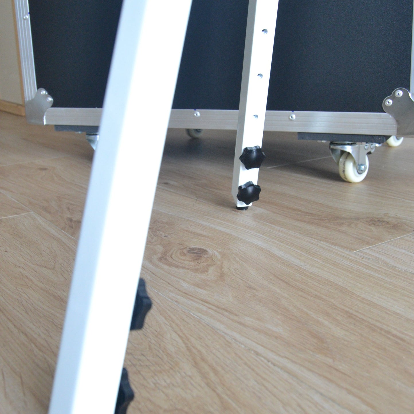 Puedes regular las patas del fotomatón a la altura que quieras